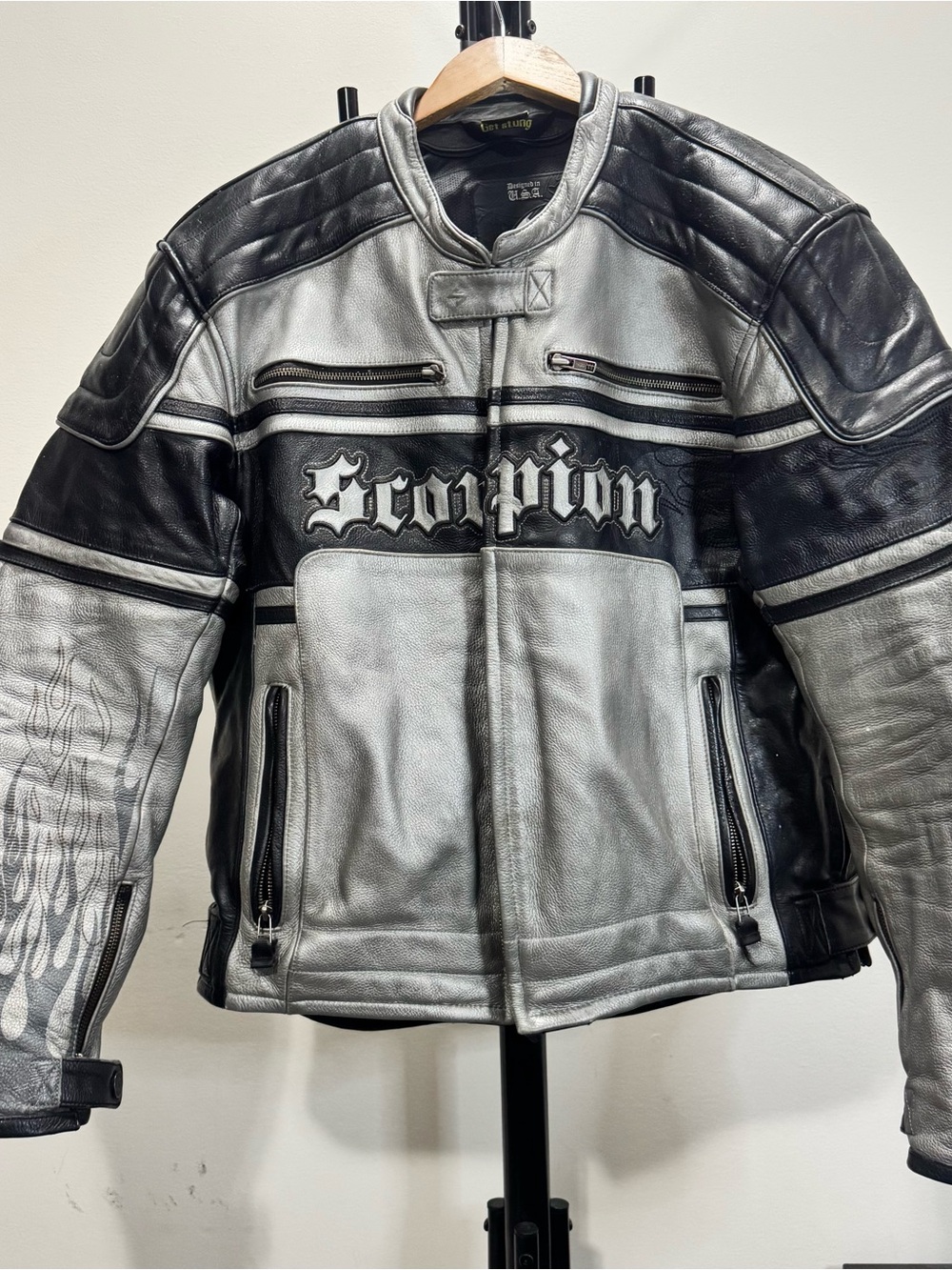 Scorpion EXO Leather armor Black & Silver Motorcycle Jacket w inner Liner SZ L